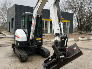 Bobcat E32