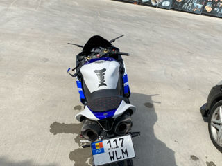 Yamaha Yamaha R1 foto 2