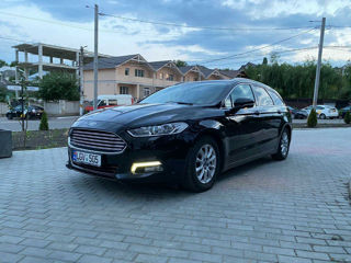 Ford Mondeo foto 5