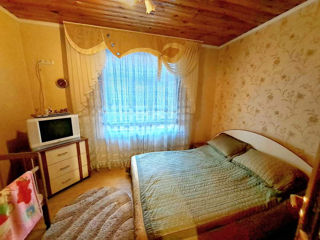 Se vinde casă spațioasă în satul pîrlița,raionul fălești! preț negociabil!!! foto 3