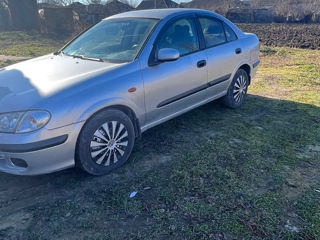 Nissan Almera foto 5