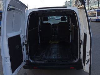 Nissan NV200 foto 8