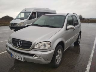 Mercedes ML Class foto 1