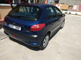 Peugeot 206 foto 8