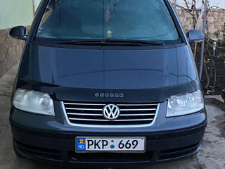 Volkswagen Sharan foto 2