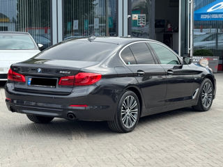 BMW 5 Series foto 4