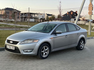 Ford Mondeo foto 2