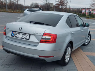 Skoda Octavia foto 2