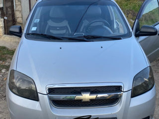 Chevrolet Aveo foto 2