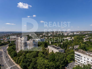 Apartament cu 3 camere, 225 m², Râșcani, Chișinău foto 6