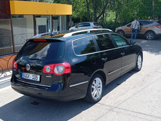 Volkswagen Passat foto 4