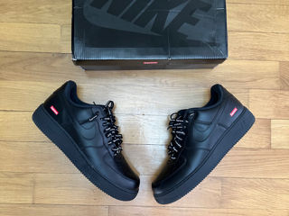 Nike Air Force 1 x Supreme