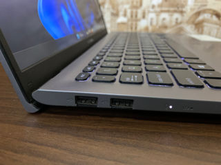 Asus VivoBook X512DA foto 4