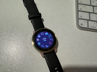 Vând ceas inteligent Garmin Vivoactive 4S (culoare roz cu auriu) foto 4