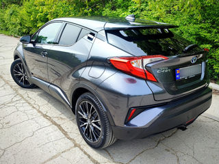 Toyota C-HR foto 8