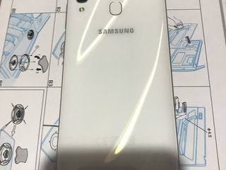 Vind telefon Samsung Galaxy A30 stare aproape de ideal