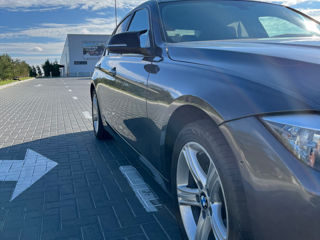 BMW 3 Series foto 4