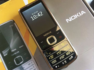 Nokia 6700 Classic Gold Edition-Business-Class-Новый телефон-Работает и 3-G диапазоне-Золото-Серебро foto 2