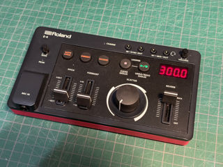 Roland E-4