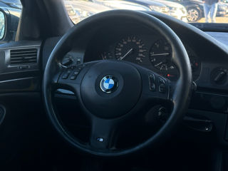 BMW 5 Series foto 17