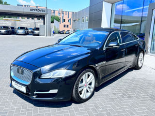 Jaguar XJ foto 1