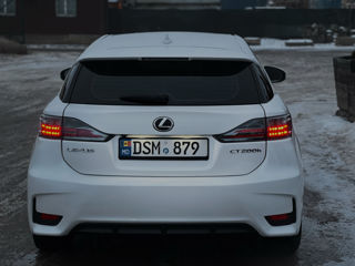 Lexus CT Series foto 2