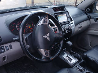 Mitsubishi Pajero Sport фото 8