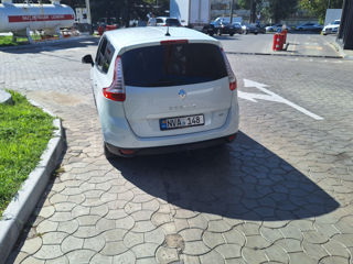 Renault Grand Scenic foto 4