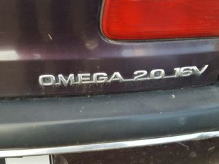 Opel Omega foto 5