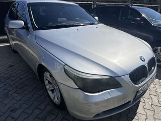 BMW 5 Series foto 2