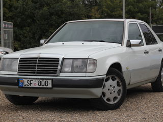 Mercedes Series (W124) foto 2