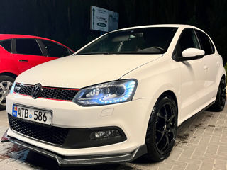 Volkswagen Polo foto 1