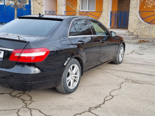 Mercedes E-Class foto 3