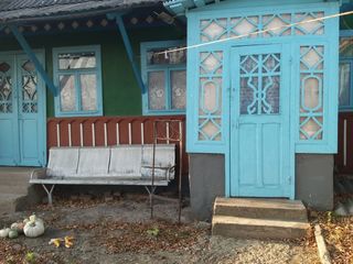 Se vinde casă în satul Izvoare foto 2