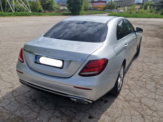 Mercedes E-Class foto 5