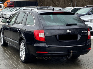 Skoda Superb foto 3