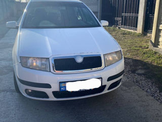 Skoda Fabia foto 8