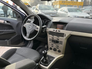 Opel Astra foto 8