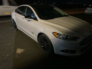 Ford Fusion foto 3