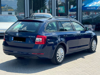 Skoda Octavia foto 4