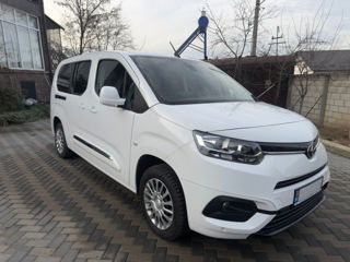 Toyota Proace City foto 2