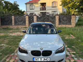 BMW 5 Series foto 6