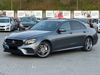 Mercedes E-Class foto 4