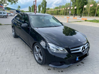 Mercedes E-Class foto 2