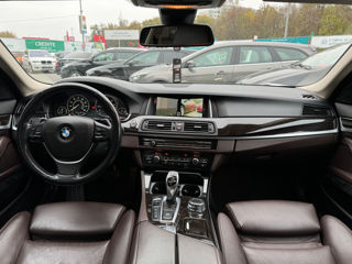 BMW 5 Series foto 10