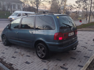 Volkswagen Sharan foto 9