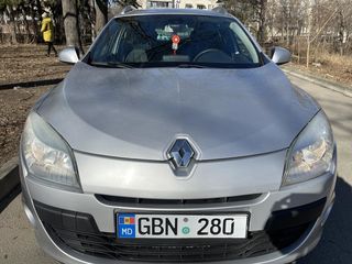 Renault Megane foto 2