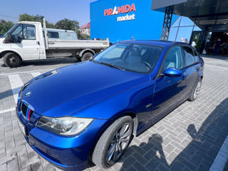 BMW 3 Series foto 2