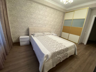 3-х комнатная квартира, 146 м², Центр, Кишинёв