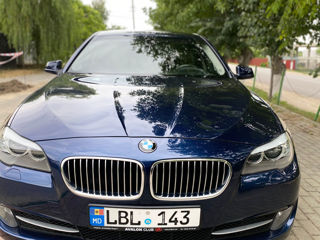 BMW 5 Series foto 3